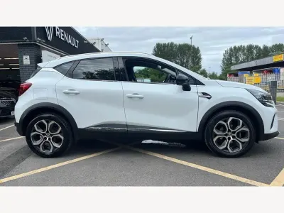 Used Renault Captur Techno 91 HP (66 kW) 2023 Metallic  arctic white  SUV
