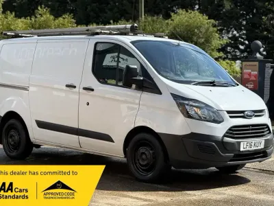 Used Ford Transit Custom 100 HP (73 kW) 2016 White Van