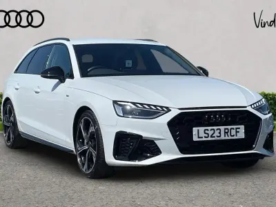 Used Audi A4 Black Edition 200 HP (147 kW) 2023 White Estate