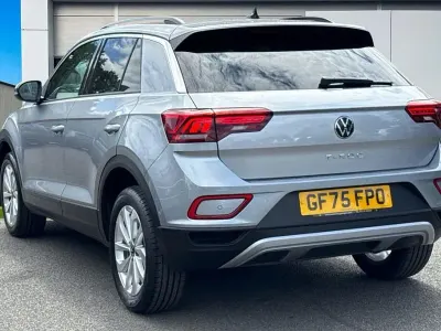 Used VW T-Roc Match 150 HP (110 kW) 2025 Silver SUV