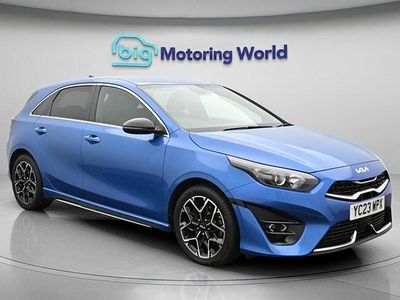 Usado Kia Ceed GT-Line 158 HP (116 kW) 2023 Azul Citadino