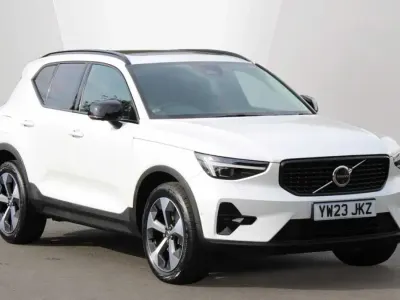 Used Volvo XC40 Ultimate 197 HP (144 kW) 2024 White SUV