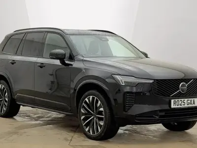 Used Volvo XC90 Ultra 250 HP (183 kW) 2025 Black SUV