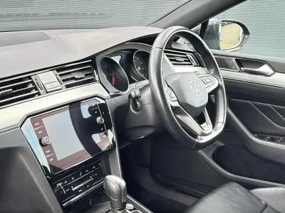 Used VW Passat R-line 147 HP (108 kW) 2021 Grey Estate