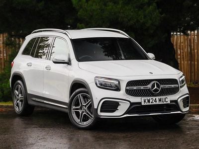 Mercedes GLB220