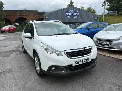 Używany Peugeot 2008 Active 82 KM (60 kW) 2014 Biały SUV