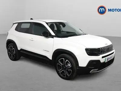 Begagnad Jeep Avenger Summit 114 kW (156 HK) 2024 SUV