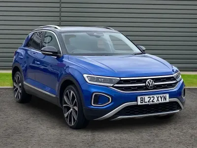 Begagnad VW T-Roc Style 150 HK (110 kW) 2022 Blå SUV