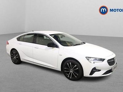 Used Vauxhall Insignia Design Edition 122 HP (89 kW) 2022 White Hatchback