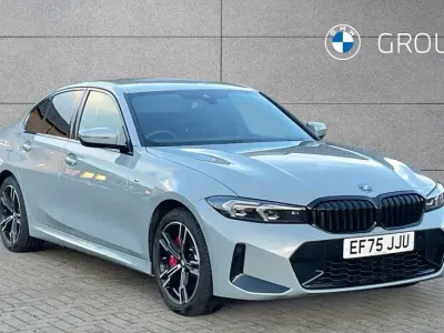 Usado BMW 330e M Sport 292 CV (214 kW) 2025 Gris Berlina