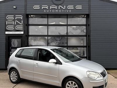 Used VW Polo SE 80 HP (58 kW) 2006 Silver Hatchback