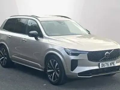 Begagnad Volvo XC90 Plus 247 HK (181 kW) 2026 SUV