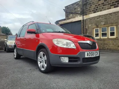 Used Skoda Roomster 105 HP (77 kW) 2008 Red MPV