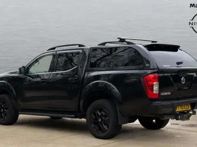 Used Nissan Navara N-Guard 190 HP (139 kW) 2021 Black Pickup
