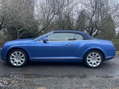 Used Bentley Continental 552 HP (405 kW) 2007 Blue Cabriolet