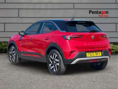 Używany Vauxhall Mokka Edition 130 KM (95 kW) 2022 Czerwony SUV