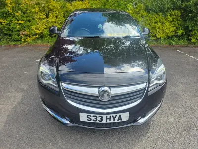 Używany Vauxhall Insignia Edition 136 KM (100 kW) 2016 Czarny Hatchback