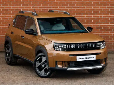 New Fiat Grande Panda La Prima 110 HP (80 kW) 2026 Metallic  luna bronze Hatchback