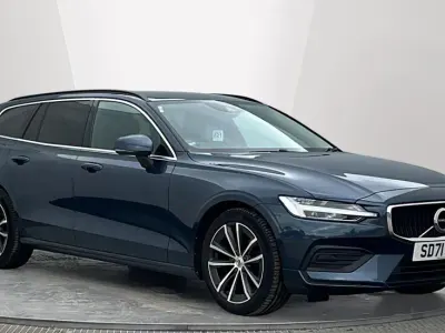 Used Volvo V60 Momentum 197 HP (144 kW) 2021 Blue Estate