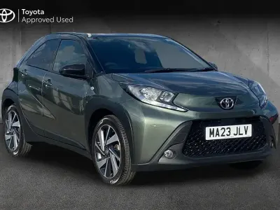Used Toyota Aygo X 71 HP (52 kW) 2023 Cardamom green with black SUV