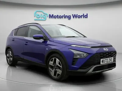 Używany Hyundai Bayon Premium 120 KM (88 kW) 2022 Niebieski SUV