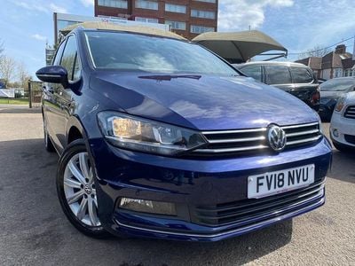 Used VW Touran SEL 150 HP (110 kW) 2018 Blue MPV