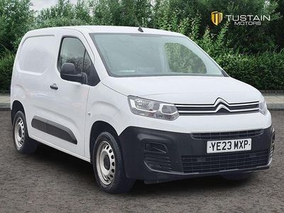 Used Citroën Berlingo 100 HP (73 kW) 2023 White MPV