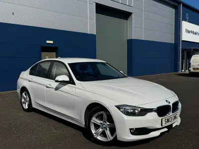 Used BMW 320 2013 White Sedan