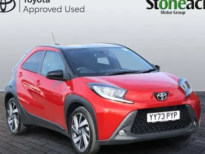 Used Toyota Aygo X 72 HP (52 kW) 2024 Red SUV