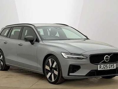 Usado Volvo V60 Plus 345 HP (253 kW) 2025 Cinzento Carrinha