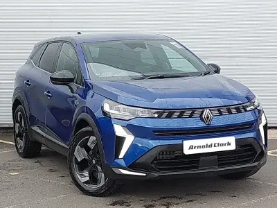 Begagnad Renault Symbioz Techno 140 HK (102 kW) 2025 Blå SUV