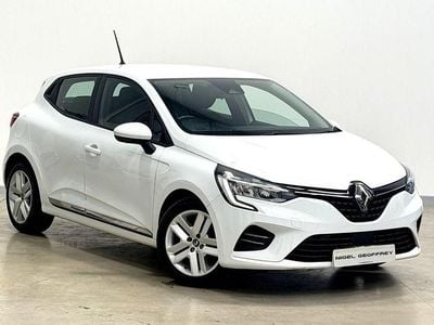Used Renault Clio V Play 100 HP (73 kW) 2020 White Hatchback