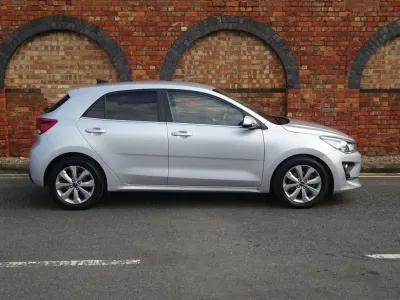 Used Kia Rio 2022 Silver Hatchback