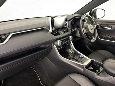 Used Toyota RAV4 Hybrid 218 HP (160 kW) 2021 Silver SUV