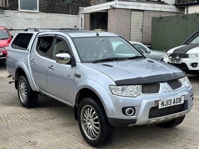 Second-hand Mitsubishi L200 Edition 2013 Argintiu Pickup