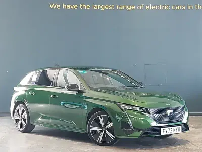 Second-hand Peugeot 308 GTi 131 CP (96 kW) 2023 Verde Hatchback