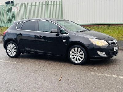 Used Vauxhall Astra Elite 115 HP (84 kW) 2011 Black Hatchback