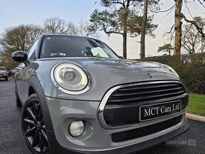 Grey Used 2018 Mini Cooper D Hatch Hatchback | £11,850 (Expensive)