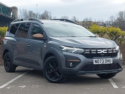 Used Dacia Jogger Extreme 140 HP (102 kW) 2023 Grey MPV