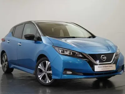 Used Nissan Leaf Tekna 160 kW (218 HP) 2021 Blue Hatchback