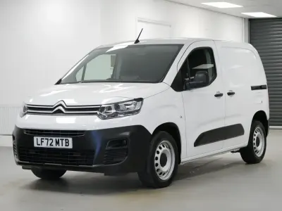 Used Citroën Berlingo 100 HP (73 kW) 2023 White MPV