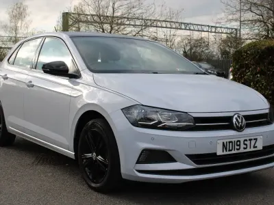 Used VW Polo SE 95 HP (69 kW) 2019 Silver Hatchback