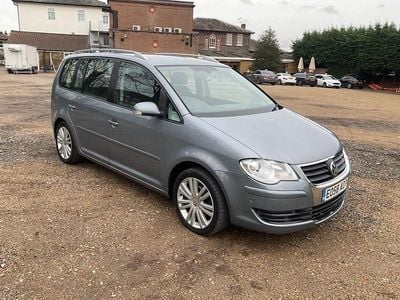 Grey Used 2008 VW Touran SE MPV | £1,995 (Super price)