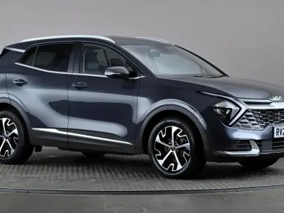Usado Kia Sportage 207 HP (152 kW) 2025 Cinzento SUV