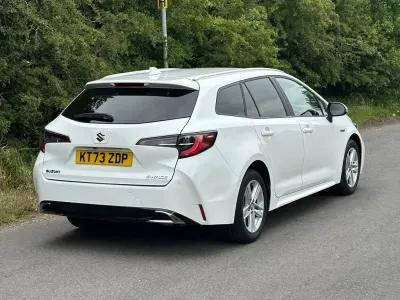 Used Suzuki Swace 140 HP (102 kW) 2023 White Estate