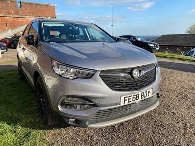 Used Vauxhall Grandland X Sport 130 HP (95 kW) 2018 Grey SUV
