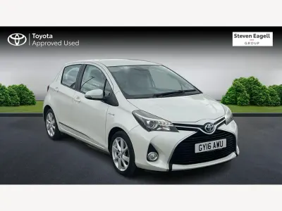 Używany Toyota Yaris Hybrid 2016 Biały Hatchback