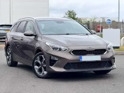 Used Kia Ceed 136 HP (100 kW) 2019 Brown Hatchback