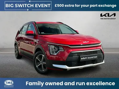 Używany Kia Niro 139 KM (102 kW) 2022 Czerwony SUV