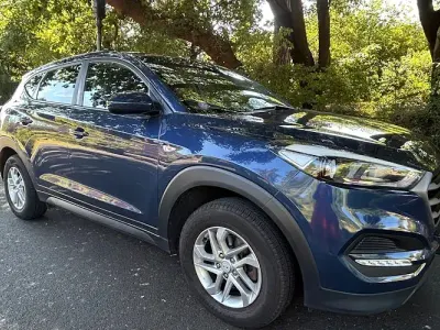 Used Hyundai Tucson 177 HP (130 kW) 2017 Blue SUV